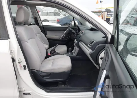 2018 Subaru Forester 2.5I Premium из США, поврежденный, VIN JF2SJAGC2JH470563